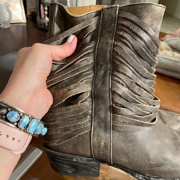 Cool Matisse fringe rugged cowboy boots, leather - Picture 6 of 14